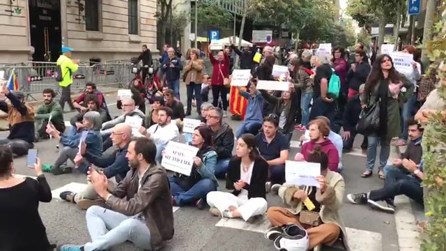 Concentración en Barcelona ante la Delegación del Gobierno