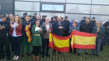 Concentración en Cáceres en apoyo a los policías de Cataluña