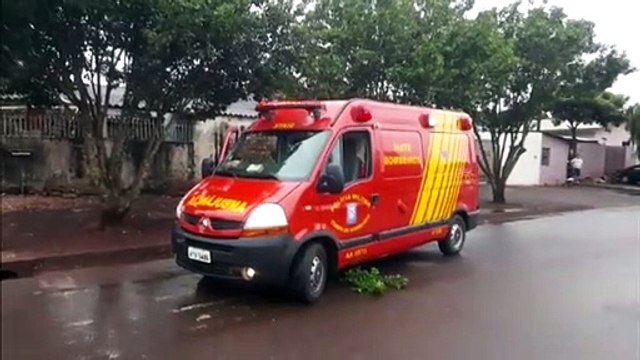 Colisão entre veículos fere mulher no Bairro Cascavel Velho