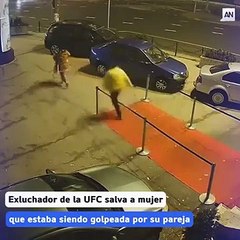 Este ex luchador de UFC salva a una mujer de una agresión en plena calle