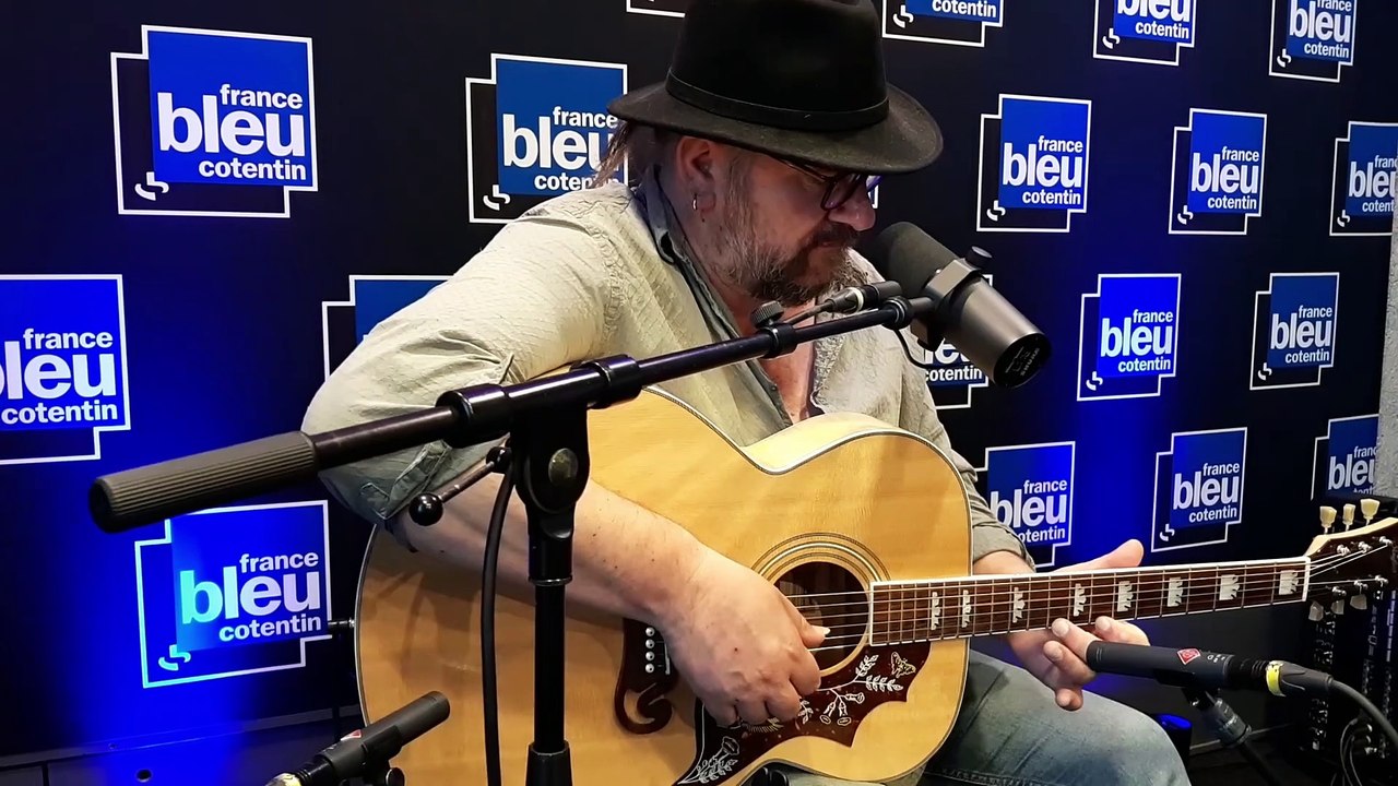 Thierry Guillemot "Four & Twenty (S. Stills) - Live France Bleu Cotentin