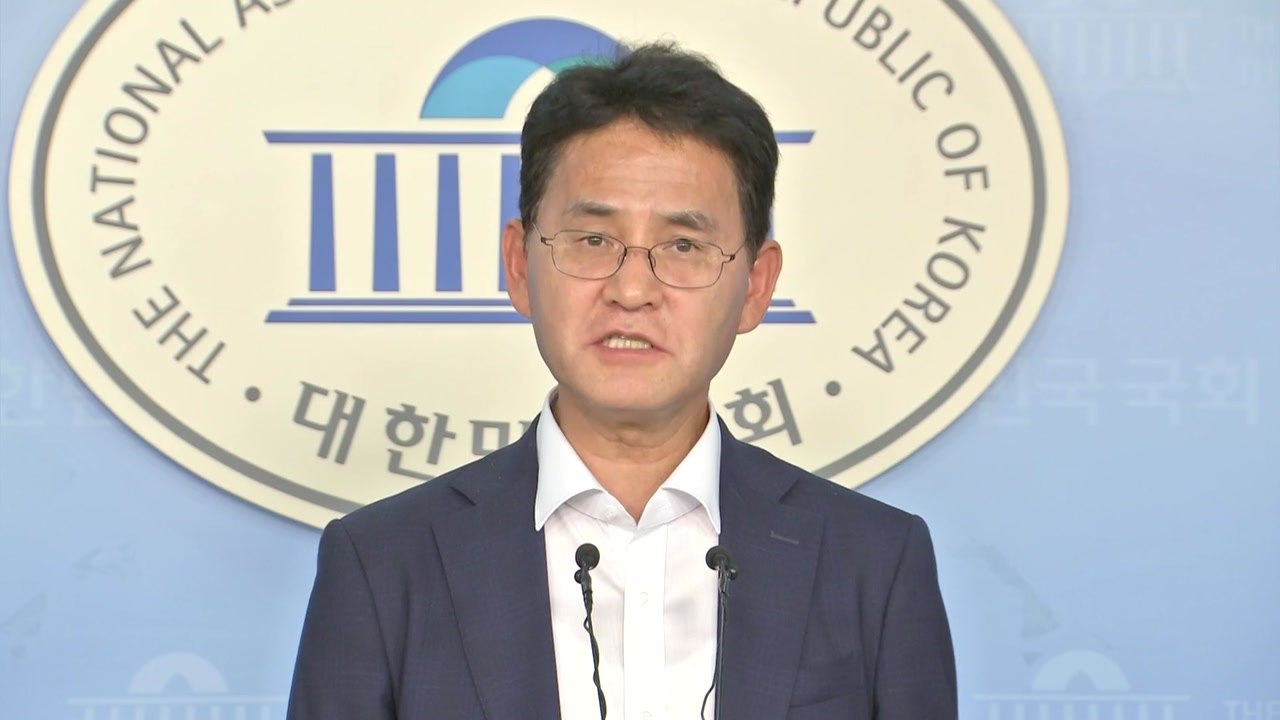한국당 "계엄령 황교안 연루 주장, 명백한 가짜뉴스...법적 대응할 것" / YTN