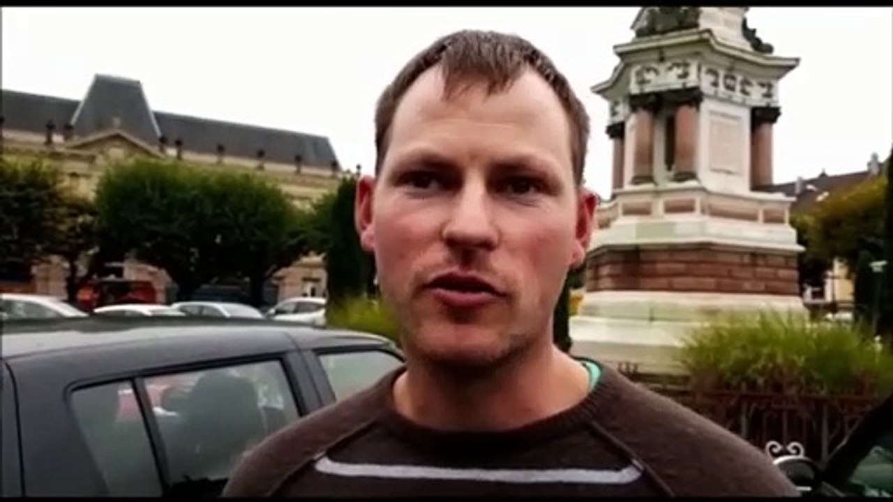 Agriculteurs en colère : "la terre c'est notre outil de travail"