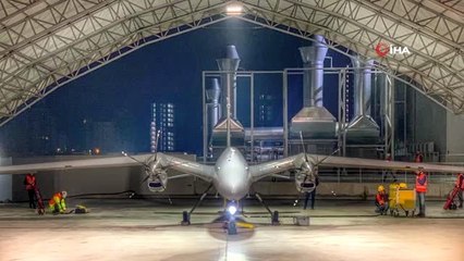 Selçuk Bayraktar, AKINCI'nın test fotoğraflarını paylaştı