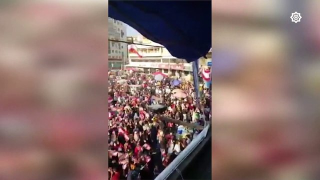 على طريقة القاشوش اللبنانيون يطالبون برحيل ميشيل عون من ساحة النور في #طرابلس