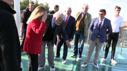 - İlber Ortaylı açılış dersi sonrası Uşak’ı gezdi