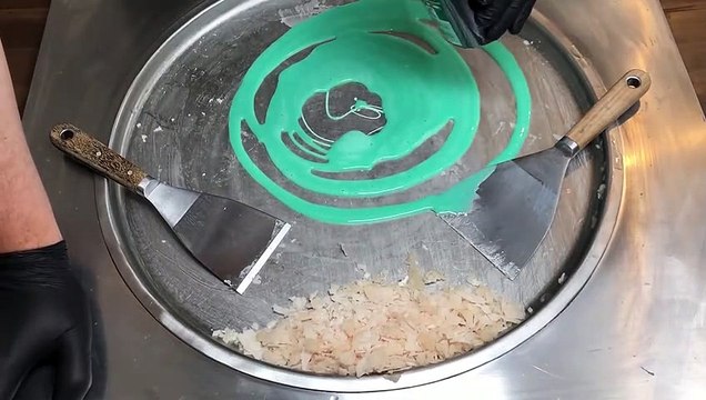 Monster Ice Cream Rolls - how to make Monster Energy Ice Cream - Rolled ice cream recipe