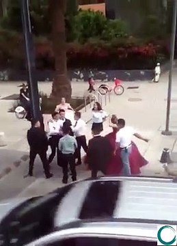 Pelea y Acampal entre Chambelanes de Quinceañeras