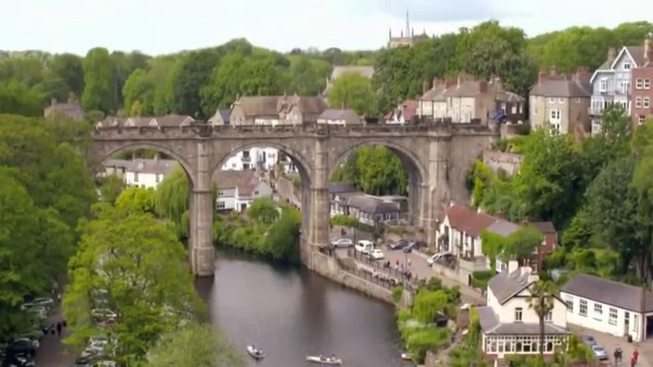 Escape.to.the.Perfect.Town S01E01