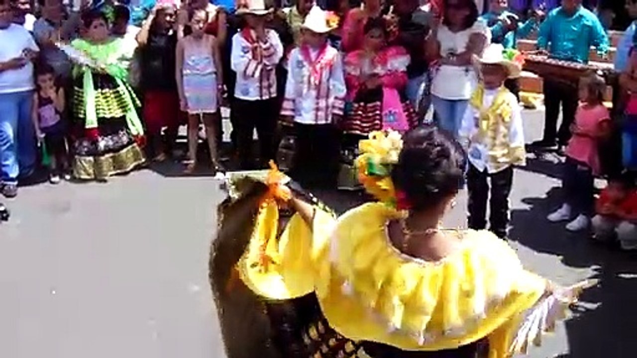 001 - La Bajada