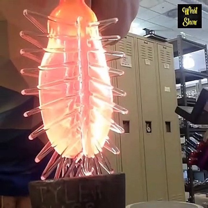 Satisfaction in odd places N°2