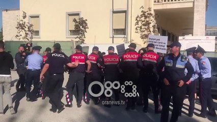 “Borchardt zhduku nga Shqipëria”, protesta kundër ambasadorit të OSBE