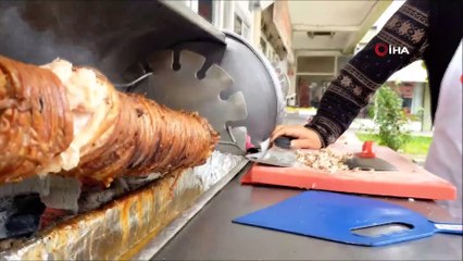 Kokoreçe ‘Kadın Eli’ Değdi