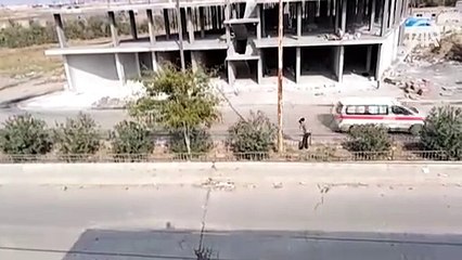 Sünnet çocuğunu deveye bindirip konvoy yaptılar