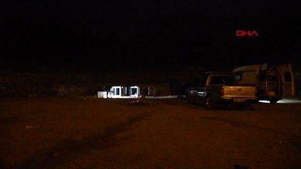 İzmir'de gürültü yapıklarını iddia ettiği 3 kişiyi ateş açarak yaraladı