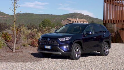 2019 Toyota RAV4 Driving in Barcelona