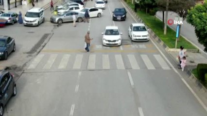 Yayalara yol vermeyen araçlara drone'lu denetim