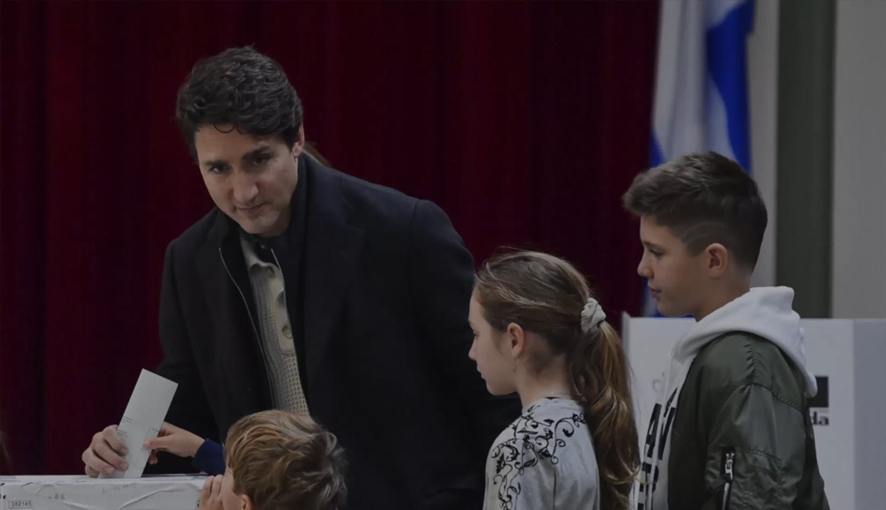 Canada: Justin Trudeau obtient un deuxième mandat mais sans majorité