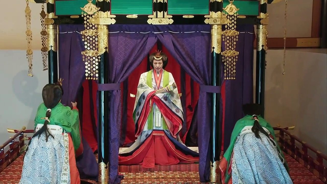 Japans Kaiser Naruhito besteigt den Thron