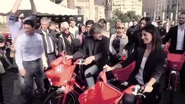 Roma - Raggi presenta Jump, il bike sharing targato @Uber (21.10.19)