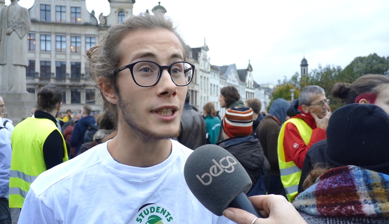 Students for Climate aux côtés des Gilets jaunes contre les violences policières à Bruxelles