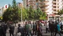 Kayapınar belediyesi önünde açıklama yapmak isteyen HDP'lilere polis izin vermedi