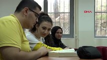 İstanbul üniversite öğrencilerinin destekçisi: akran mentörlüğü programı