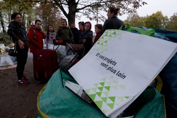 Evacuation du campement des Ducs d' Alsace.