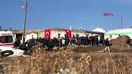 Kars susuzlu şehit caner selimoğlu'nun naaşı baba ocağında-1