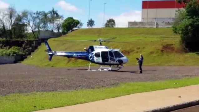 Helicóptero conclui transferência de mulher vítima de queimaduras
