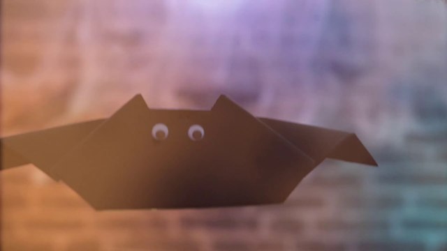 Chauves-souris en papier pour décorer