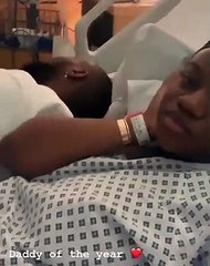 Chioma filme Davido assoupi depuis son lit d'accouchement