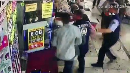 Zabıtadan esnafa 'duba' dayağı kamerada