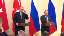 - Cumhurbaşkanı Recep Tayyip Erdoğan: “Bugün Putin ile tarihi bir mutabakata imza attık. Rusya ve Türkiye 10 km derinlikte ortak devriye yapacak.'