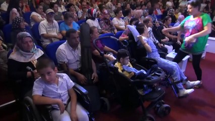 Tiyatro oyunu geliriyle akülü araç aldılar - AYDIN