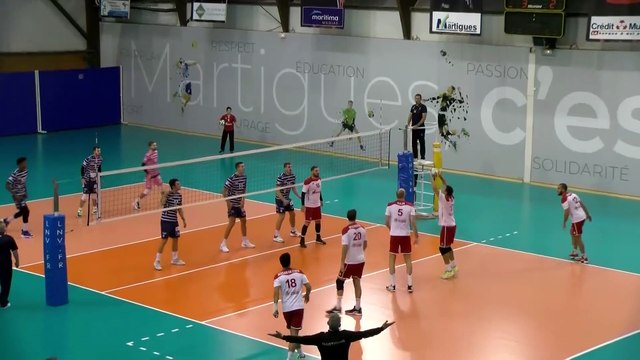 Des images de Martigues Volley - Arago Sète en coupe de France