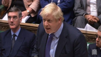 El Parlamento británico apoya el acuerdo del "brexit", pero congela su tramitación