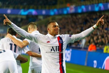 Kylian Mbappe Breaks Lionel Messi's UCL Record | Oneindia Malayalam
