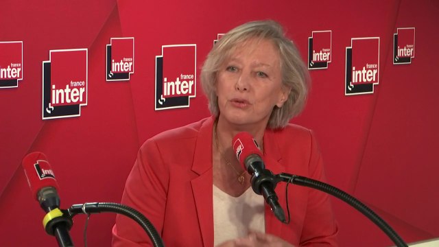 Sophie Cluzel : les aidants, ce sont ces personnes qui interrompent parfois leur vie professionnelle et qui accompagnent, pour des raisons liées à la maladie, à l'âge, au handicap, un proche : 90 % c'est un proche, 50 % c'est un conjoint