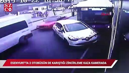 Esenyurt'ta 2 otobüsün kazası kamerada