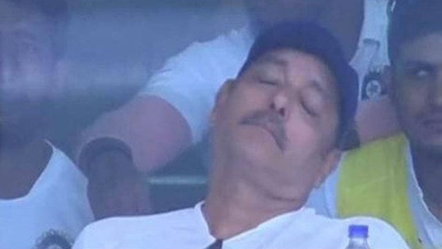 Ravi Shastri sleeping during IND vs SA match | ரவி சாஸ்திரி செஞ்ச காரியத்தை பார்த்தீங்களா?