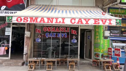 20 yıldır takım elbiseli, memur değil çaycı