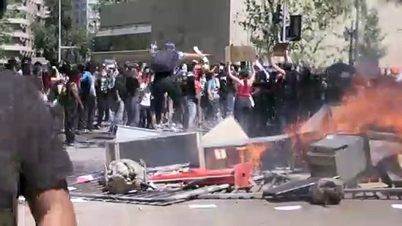 Chiles Präsident macht Bürgern Zugeständnisse