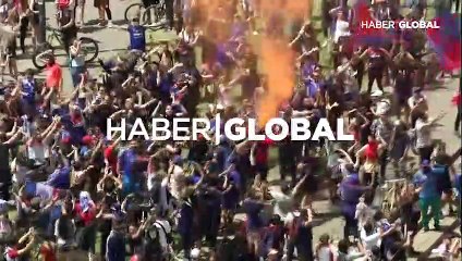 Protestolar Şili Devlet Başkanına geri adım attırdı