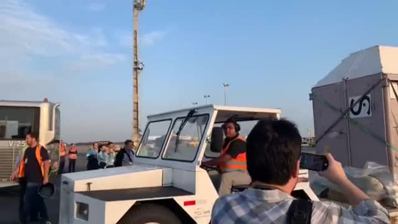 Después de un viaje de 36 horas, la elefanta Ramba llega su nuevo hogar