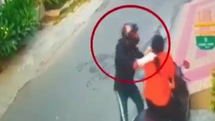 पता पूछने के बहाने महिला के गले से लूटी चेन, cctv में कैद हुई वारदात