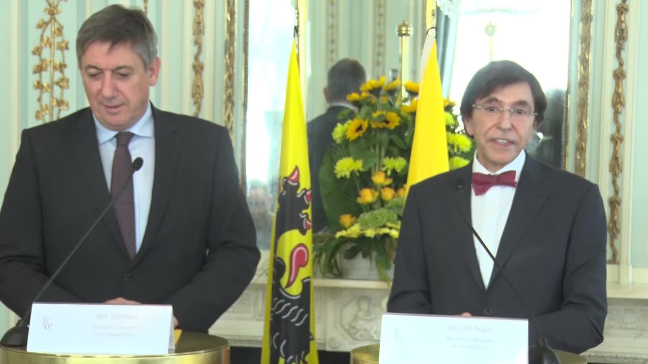 Jan Jambon et Elio Di Rupo se rencontrent et parlent de tout… sauf du fédéral