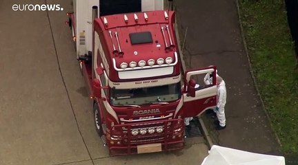 La policía británica encuentra 39 cadáveres en un camión en Essex