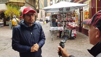 Lorànt Deutsch en tournage à Colmar pour son émission A toute berzingue! diffusée sur YouTube