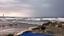 Le mauvais temps arrive sur la plage du Cavaou